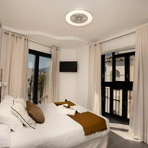 Pensionat Nerja-centro-jacuzzi- Mirador De La Ermita- Adults Recommended, Nerja