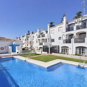 Casa Lena Town House With Pool Vakantiehuis